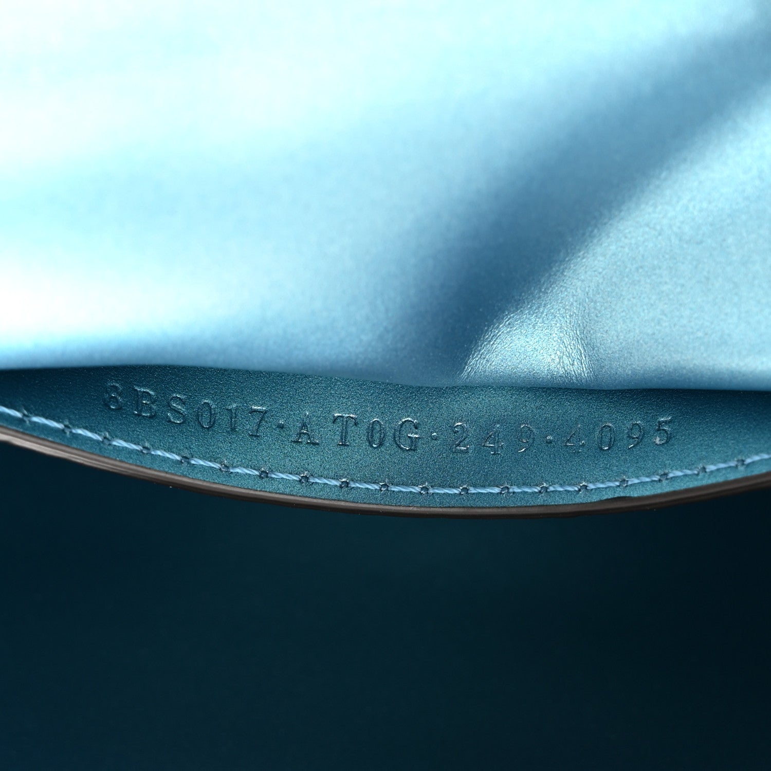 Metallic Cuoio Roma Sellerissima Nappa Sintetica Tape Stitch Mini Baguette Placca Argento