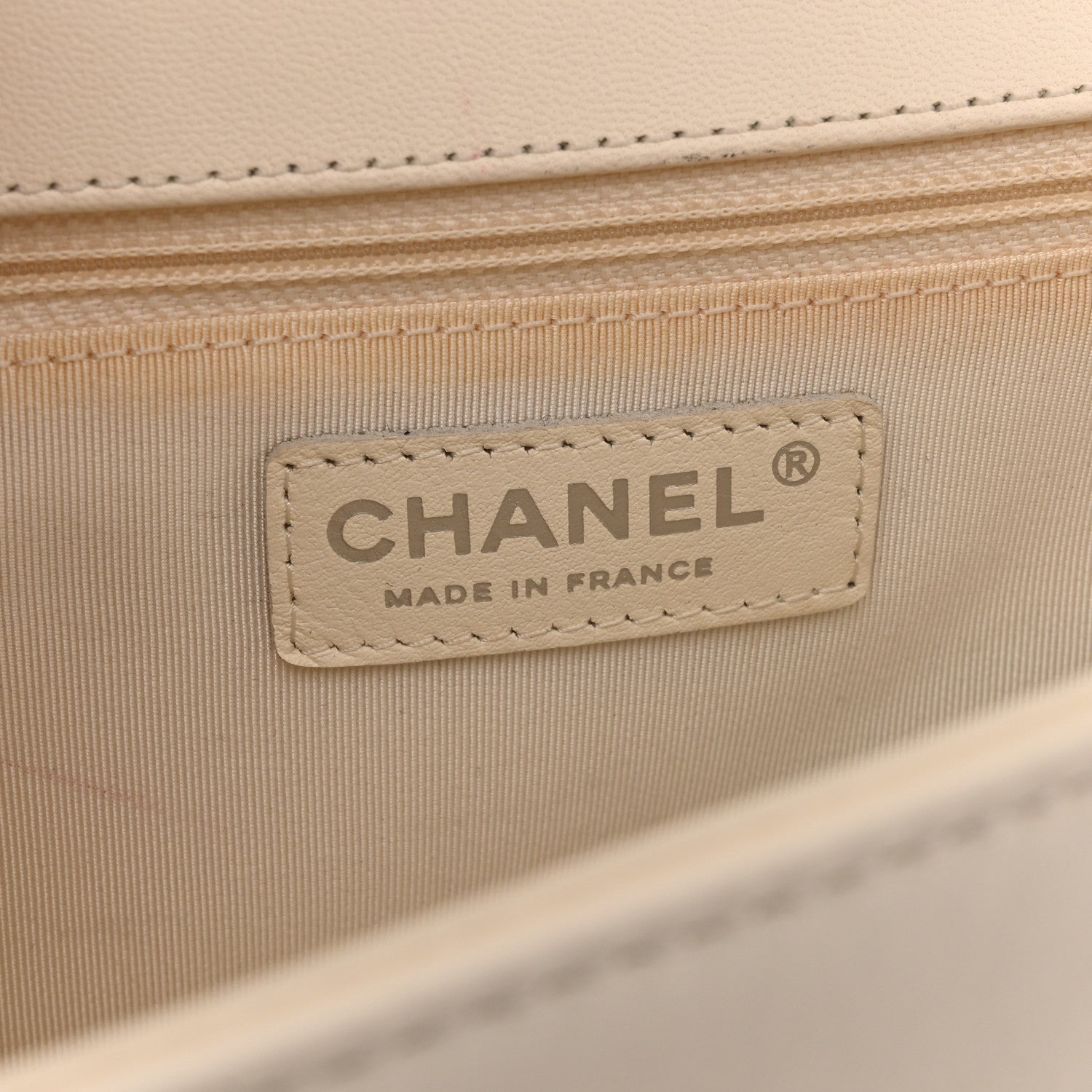 Calfskin Quilted New Medium Boy Flap White