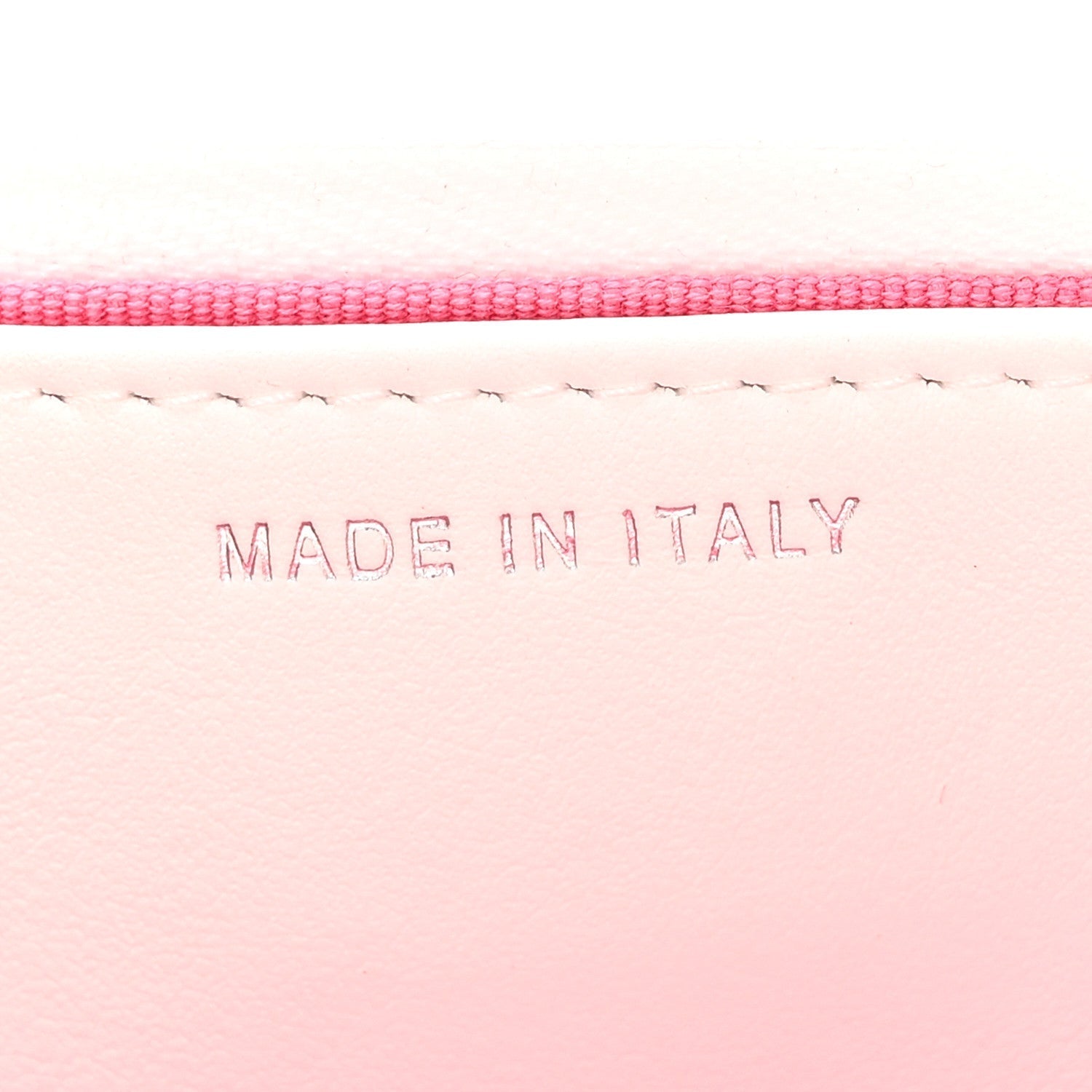 Caviar Quilted CHNL 19 Wallet On Chain WOC White Pink