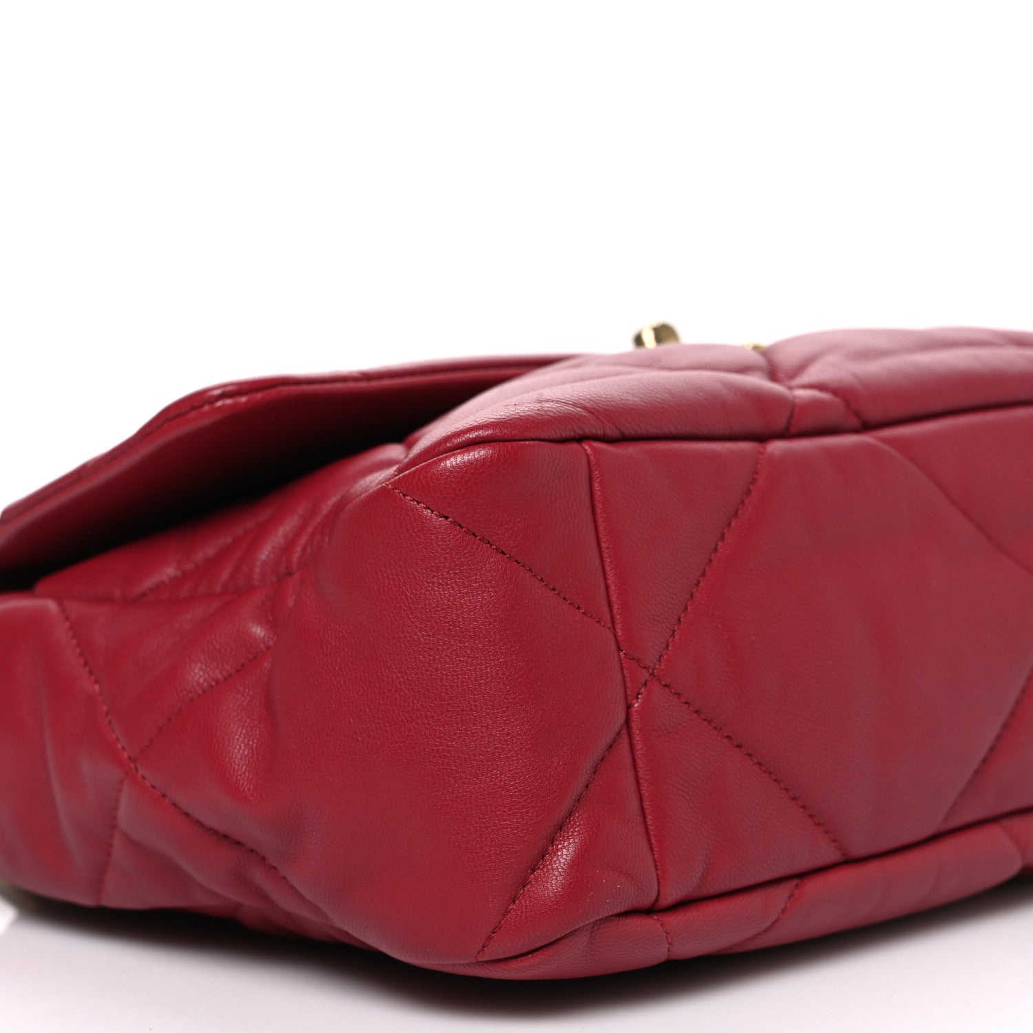Lambskin Quilted Large CHNL 19 Flap Red
