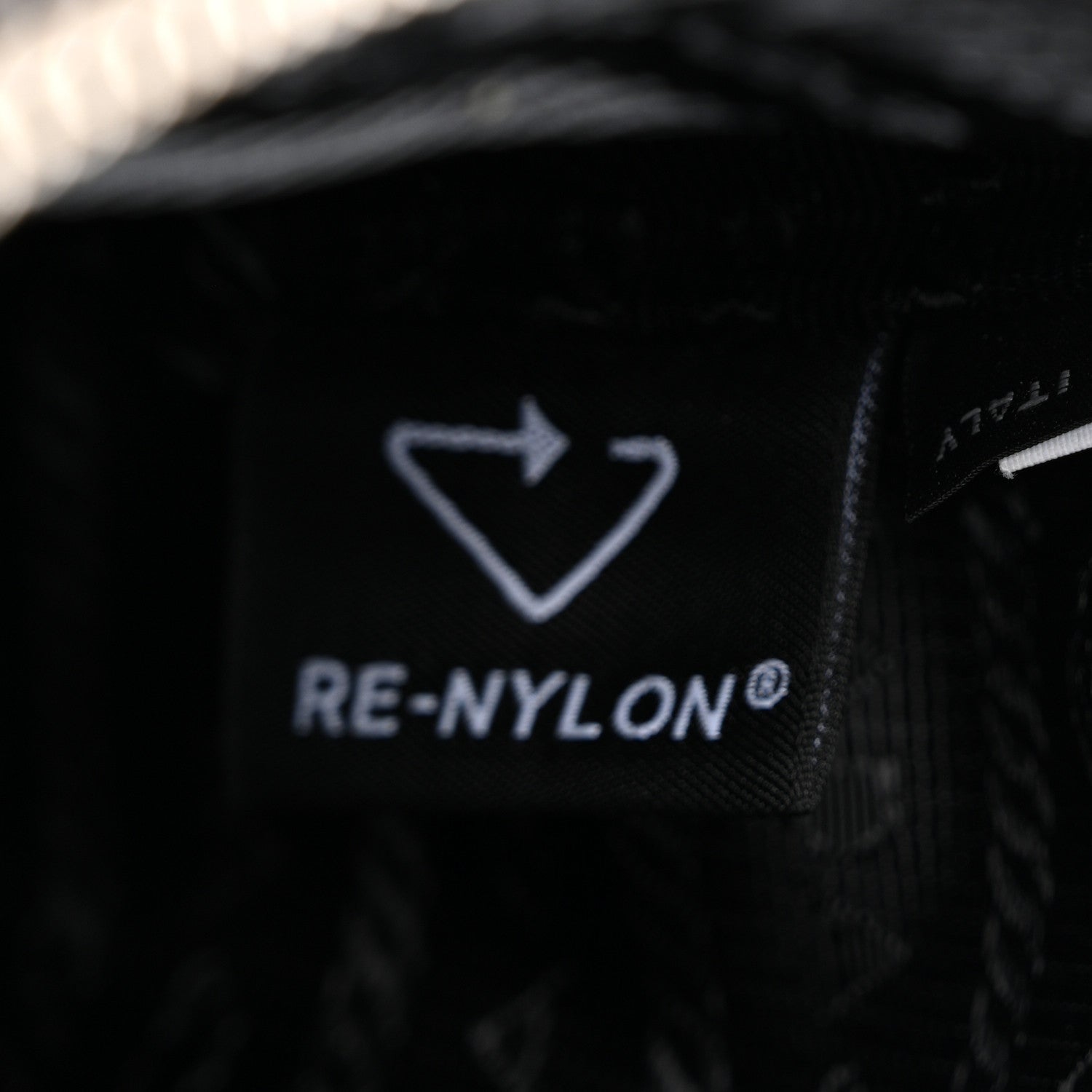Re-Nylon Saffiano Re-Edition 2000 Double Zip Crossbody Bag Black