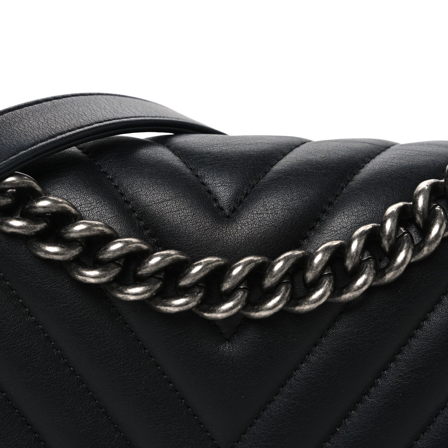 Calfskin Chevron Quilted Medium Boy Flap Black