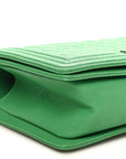 Caviar Quilted Medium Boy Flap Green
