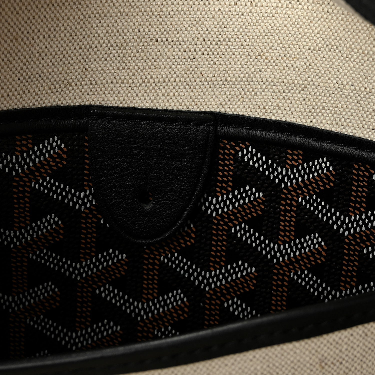 Goyardine Artois PM Black