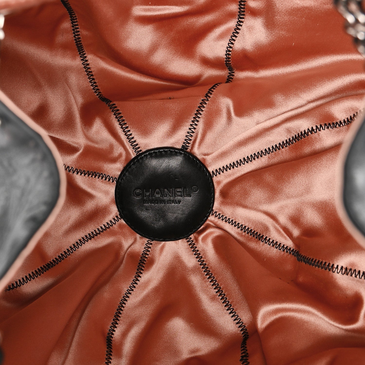 Lambskin Satin Reversible Sac Cordon Black