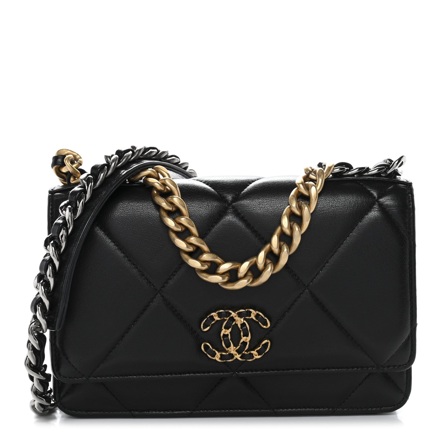 Lambskin Quilted CHNL 19 Wallet On Chain WOC Black