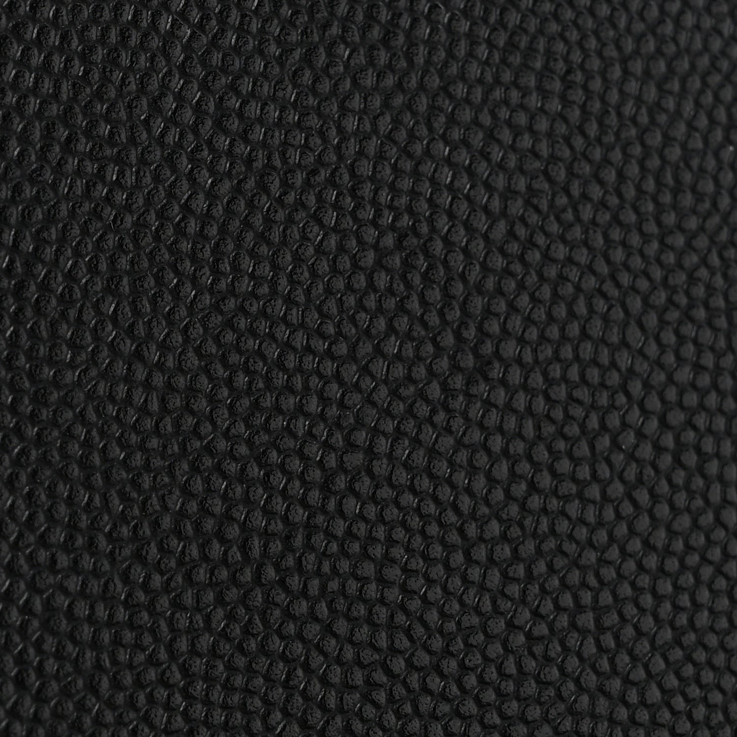 Caviar Quilted Medium Boy Flap Black