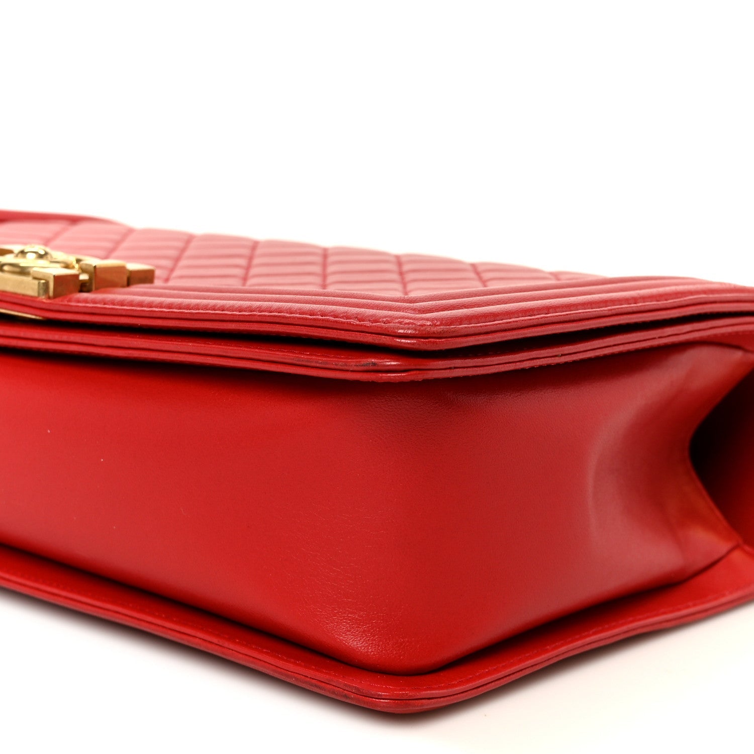 Lambskin Quilted New Medium Boy Flap Red