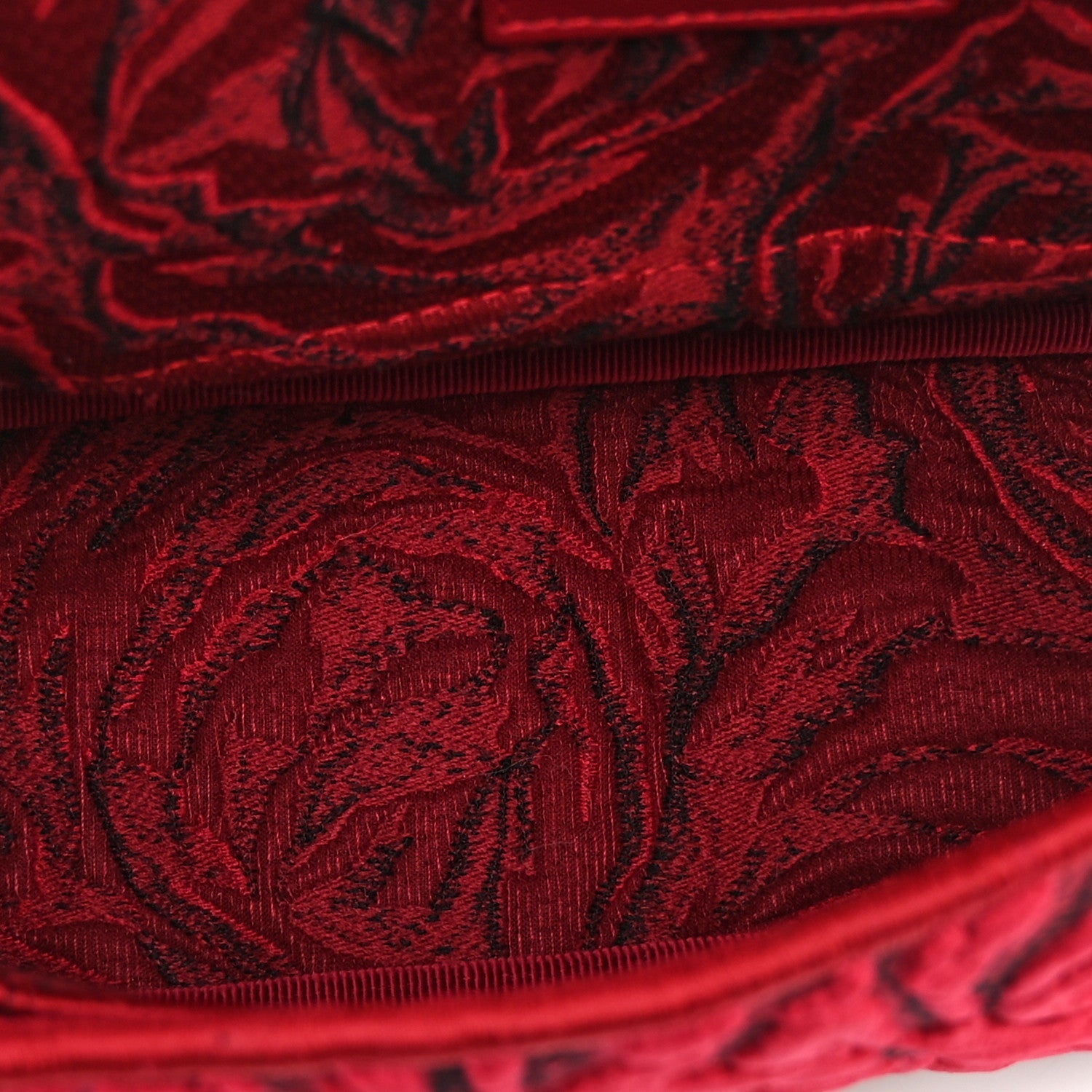 Velvet Rose Medium Caro Bag Rouge
