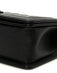Caviar Quilted Medium Boy Flap Black