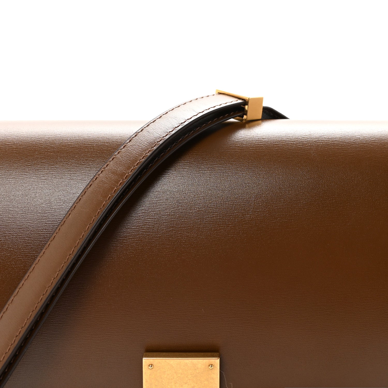 Box Calfskin Medium Classic Box Flap Bag Camel