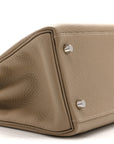 Taurillon Clemence Kelly Retourne 28 Trench