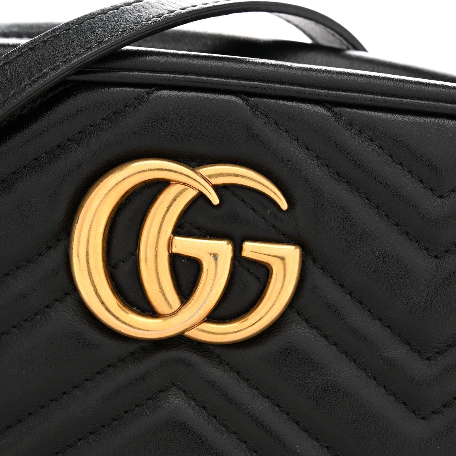 Calfskin Matelasse Small GG Marmont Chain Shoulder Bag Black