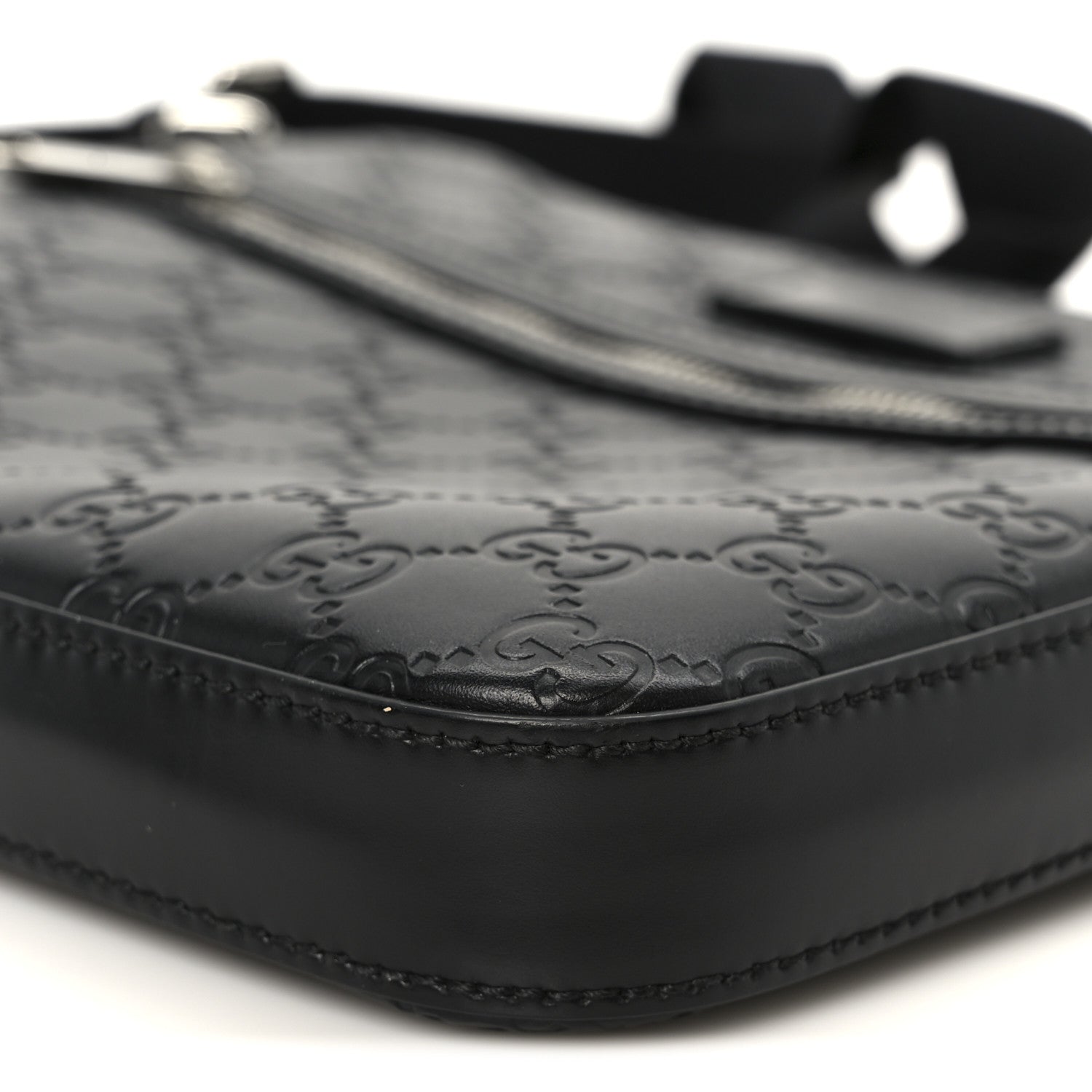GCCIssima Signature Small Messenger Bag Black