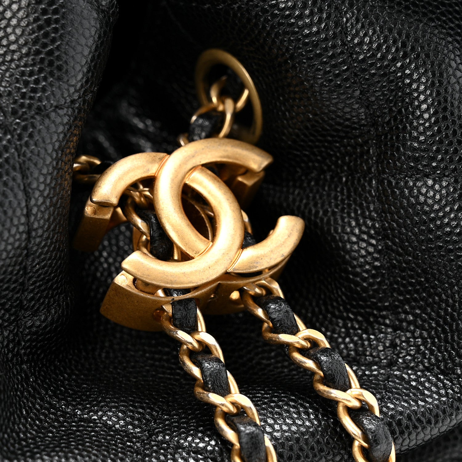 Caviar Quilted Small CHNL 25 Handbag Black