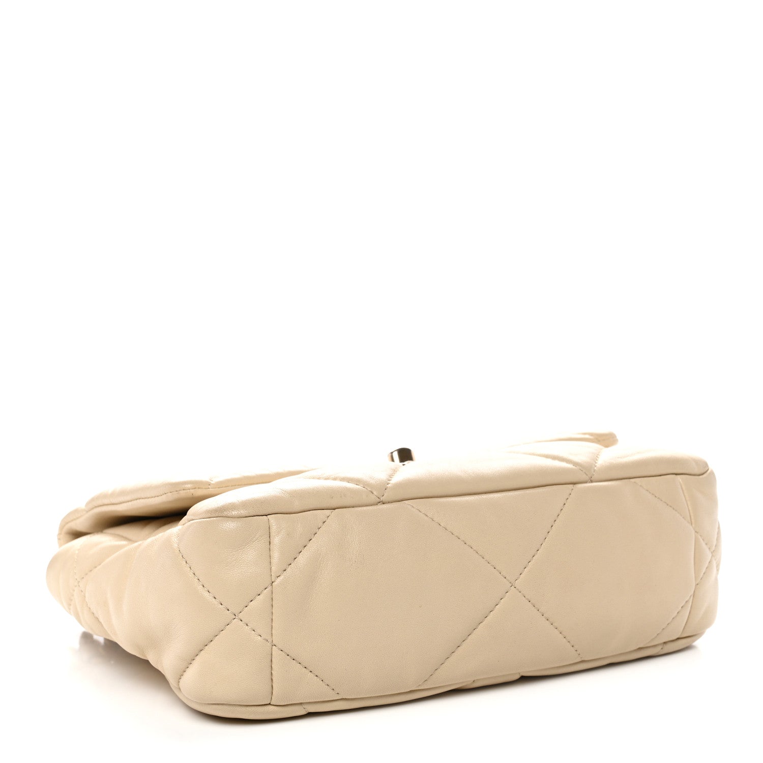 Lambskin Quilted Medium CHNL 19 Flap Light Beige