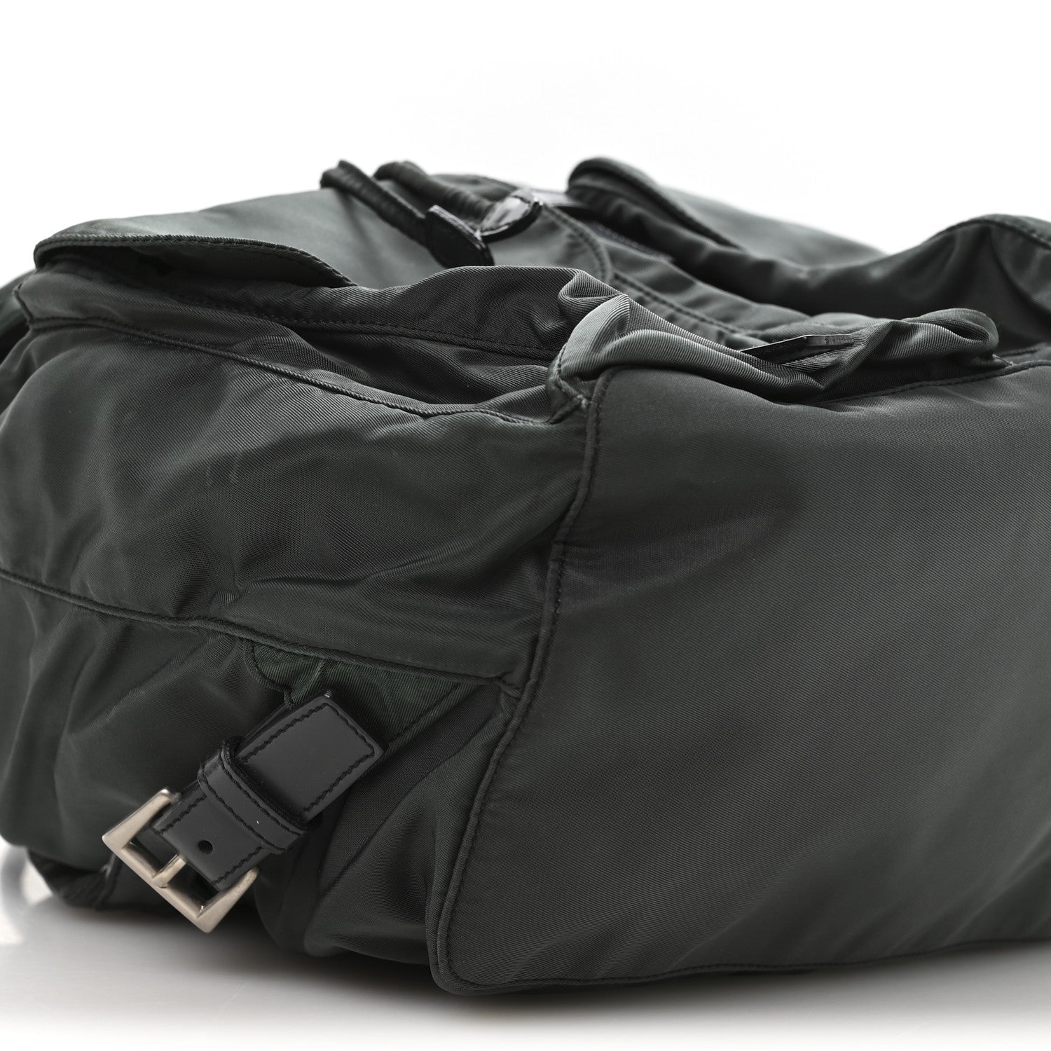 Nylon Vela Medium Backpack Green