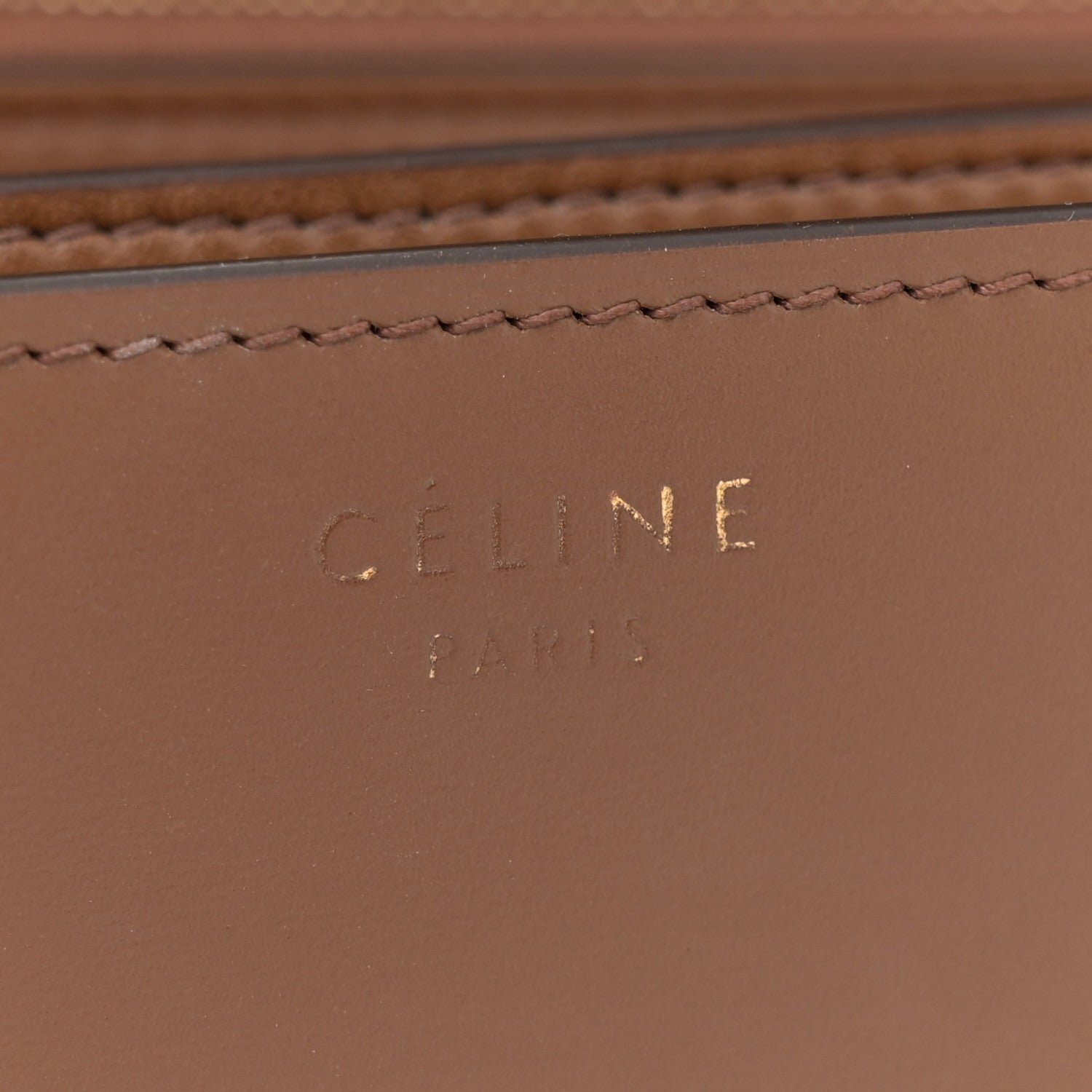Box Calfskin Medium Classic Box Flap Bag Camel