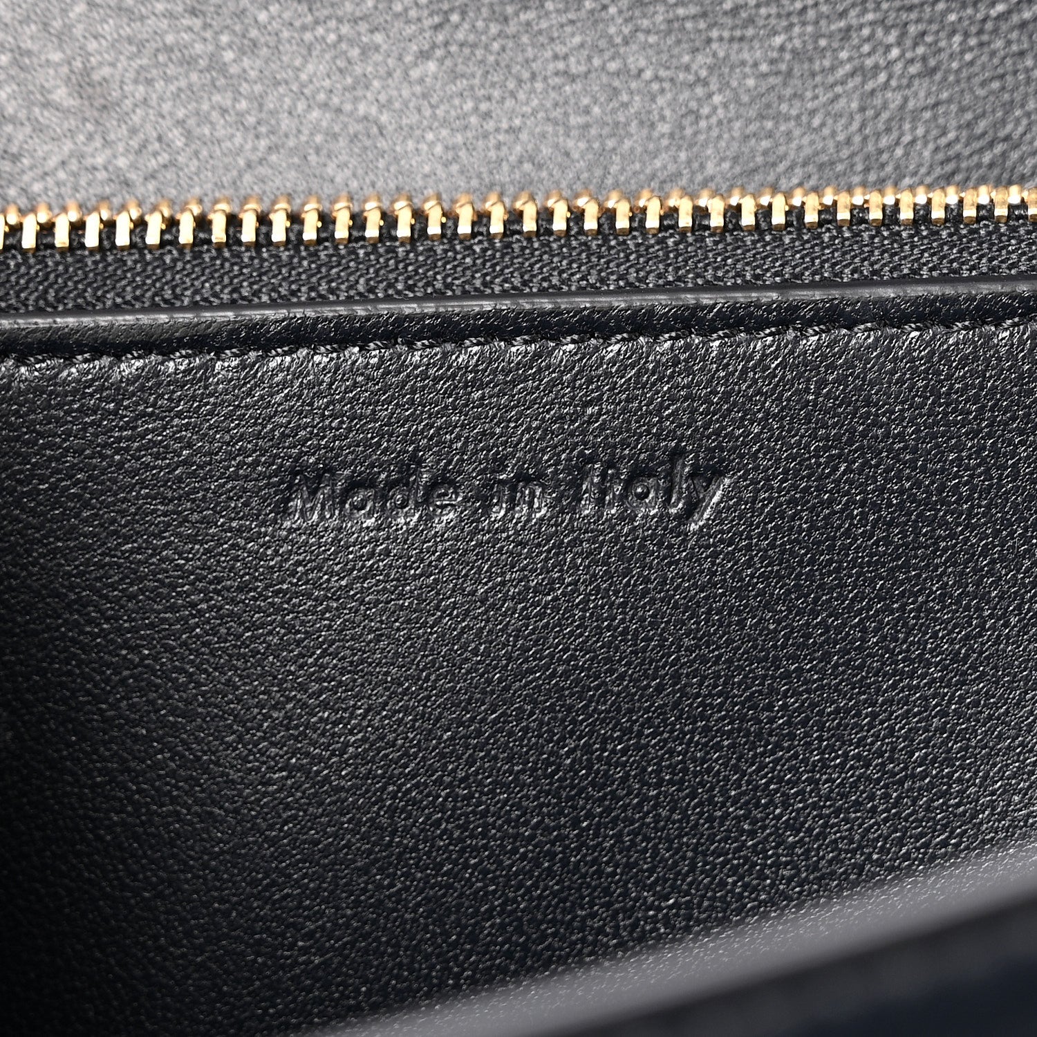 Box Calfskin Medium Classic Box Flap Bag Navy
