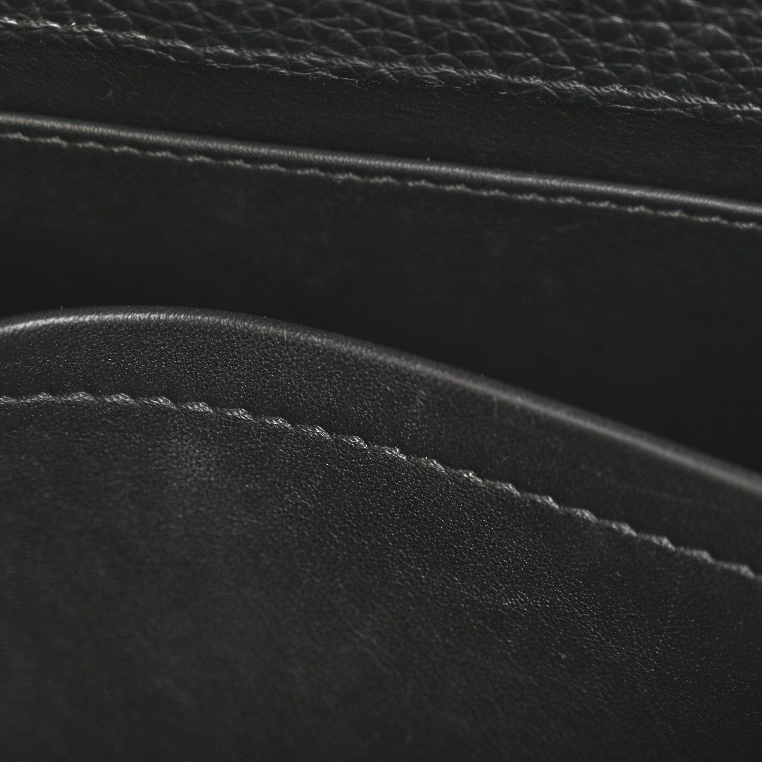 Taurillon Mini Capucines Black