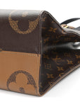Reverse Monogram Giant Onthego PM