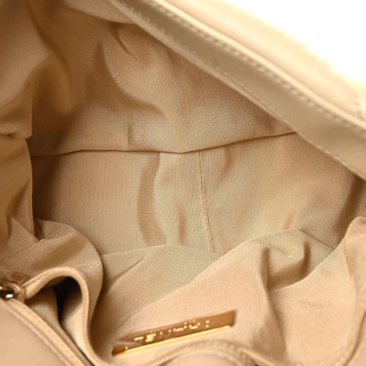 Lambskin Quilted Medium CHNL 19 Flap Beige