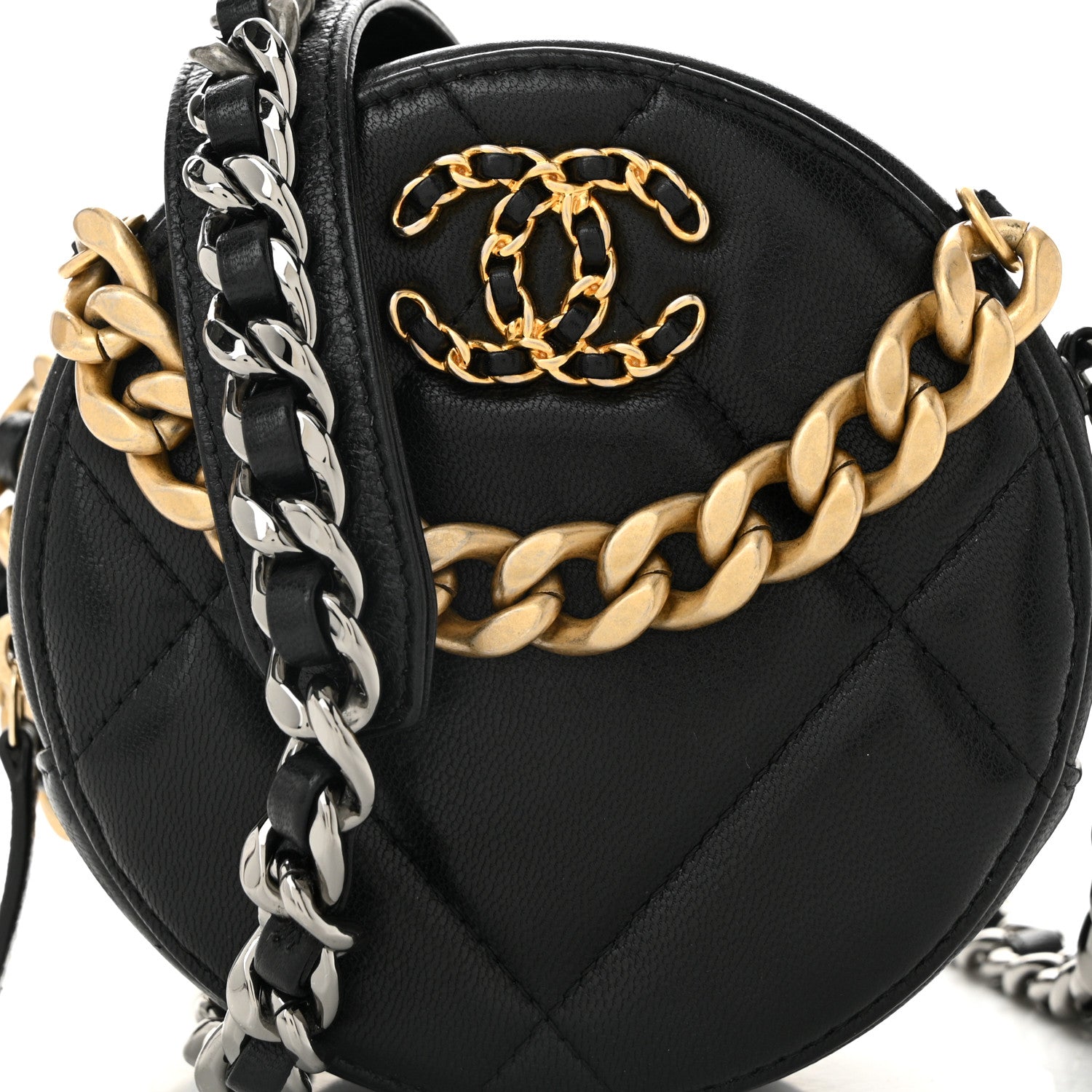 Shiny Goatskin Quilted CHNL 19 Round Clutch With Chain Black