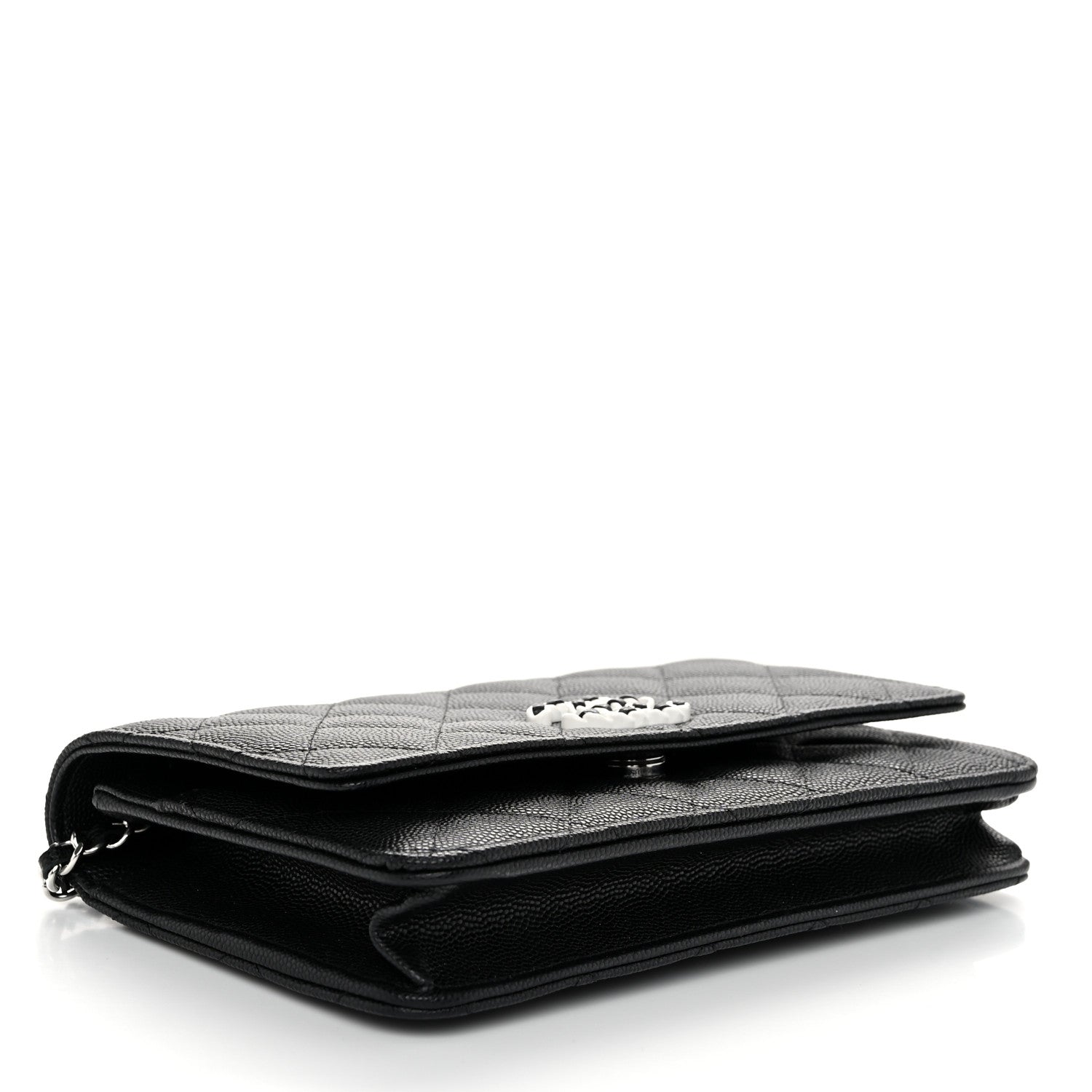 Caviar Quilted CHNL 19 Wallet On Chain WOC Black White