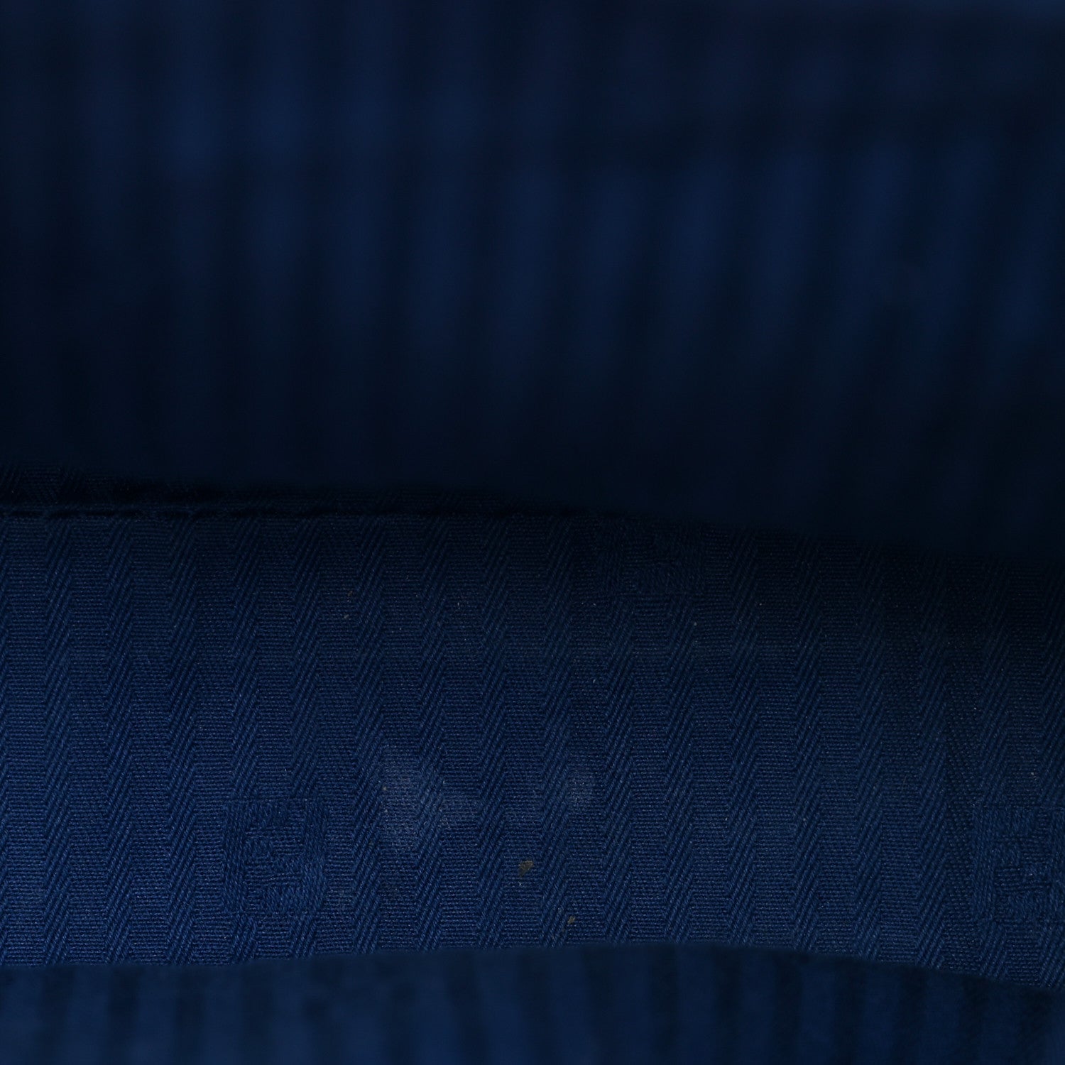 Vitello Elite Petite 2Jours Tote Blue Neon