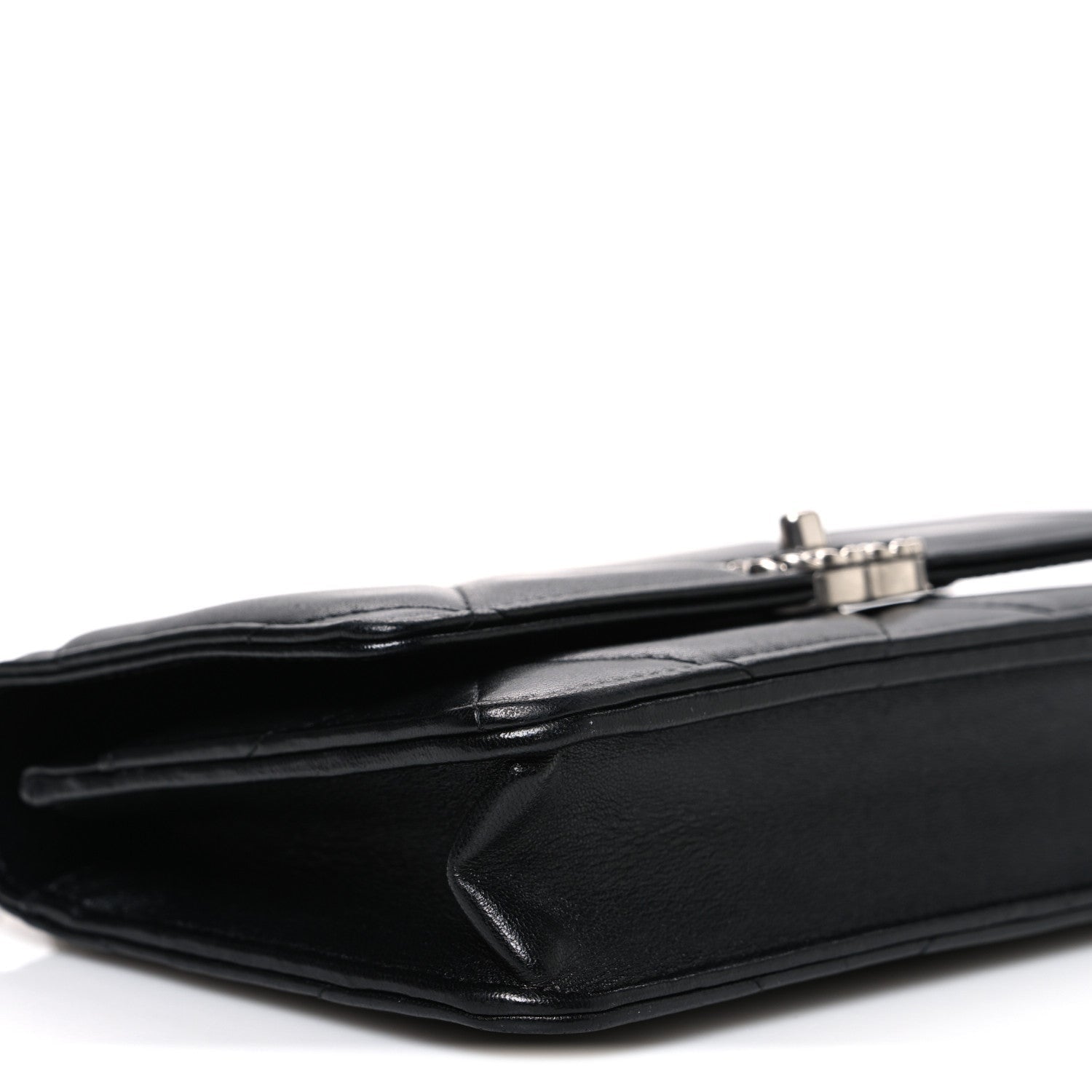 Lambskin Quilted CHNL 19 Wallet On Chain WOC Black