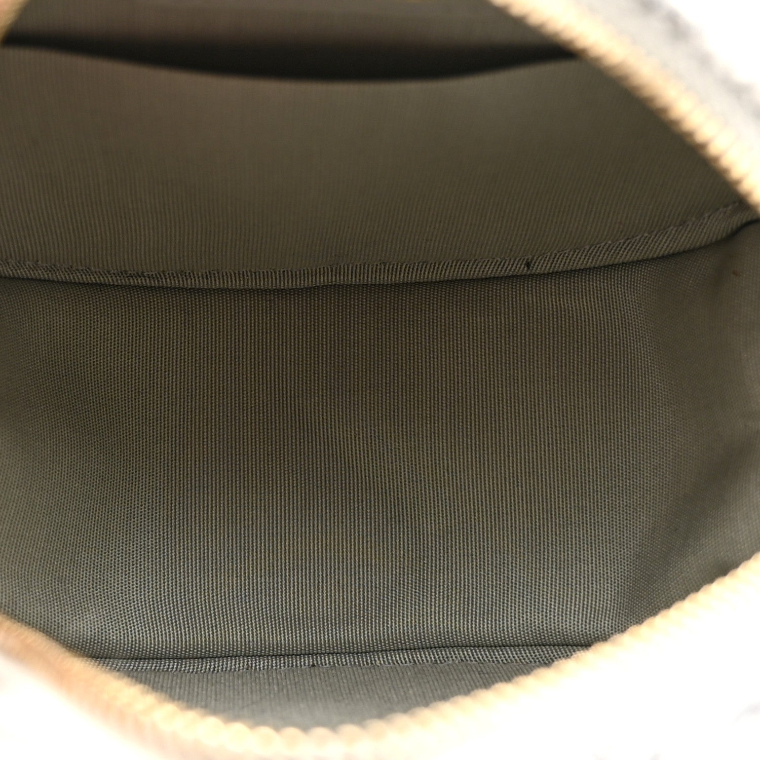 Wool Tweed Lambskin Quilted CHNL 19 Round Clutch With Chain Grey Ecru