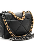 Lambskin Quilted Medium CHNL 19 Flap Black