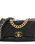 Lambskin Quilted Medium CHNL 19 Flap Black