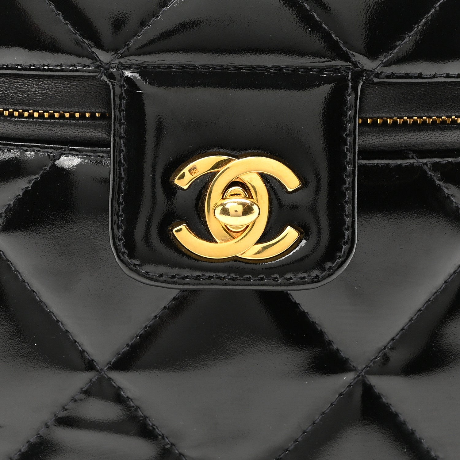 Patent Quilted Top Handle Vanity Case Black