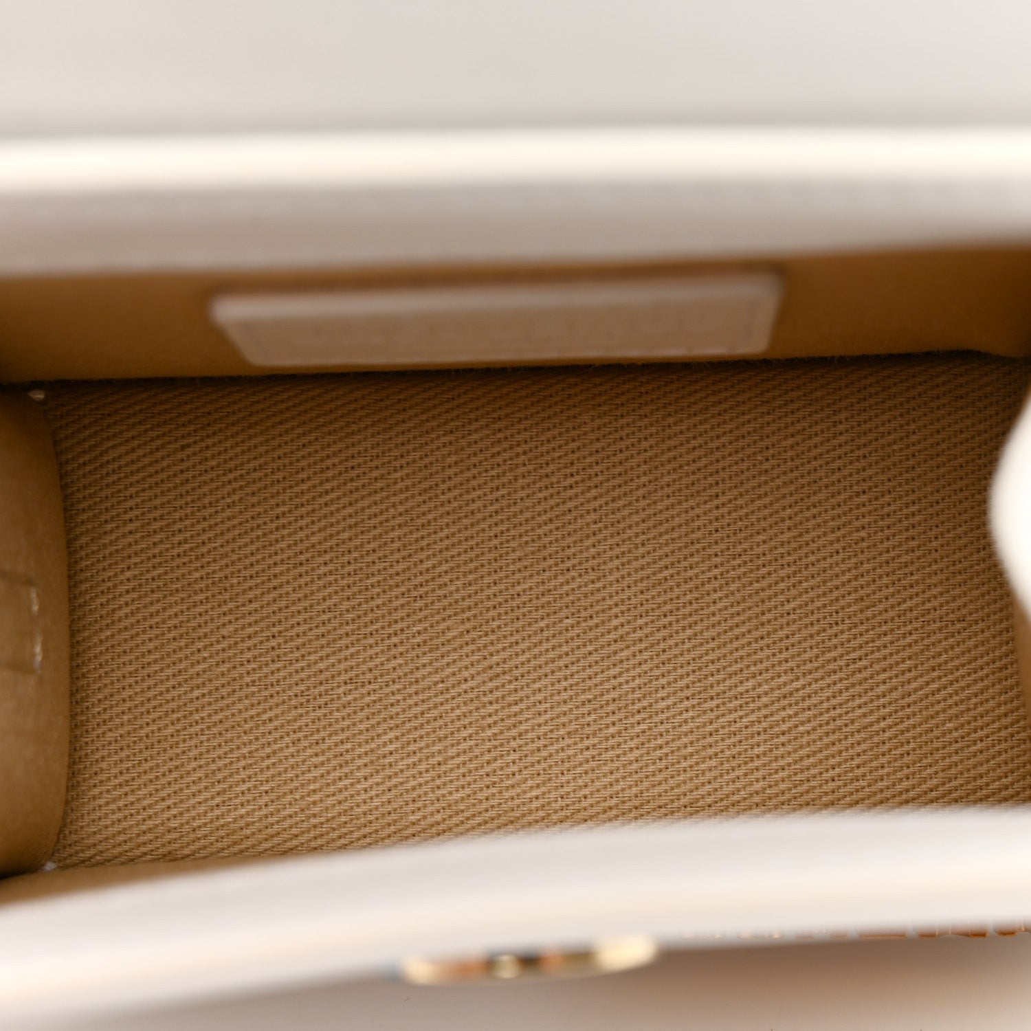 Smooth Calfskin Le Chiquito White