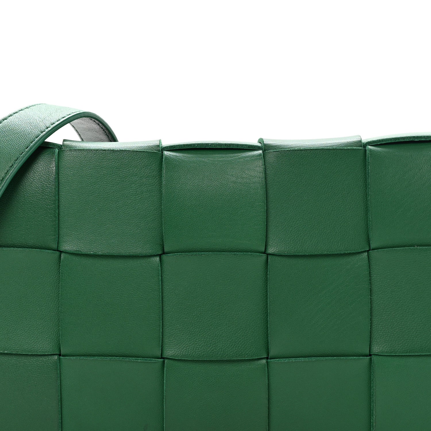 Lambskin Maxi Intrecciato Cassette Crossbody Bag Racing Green