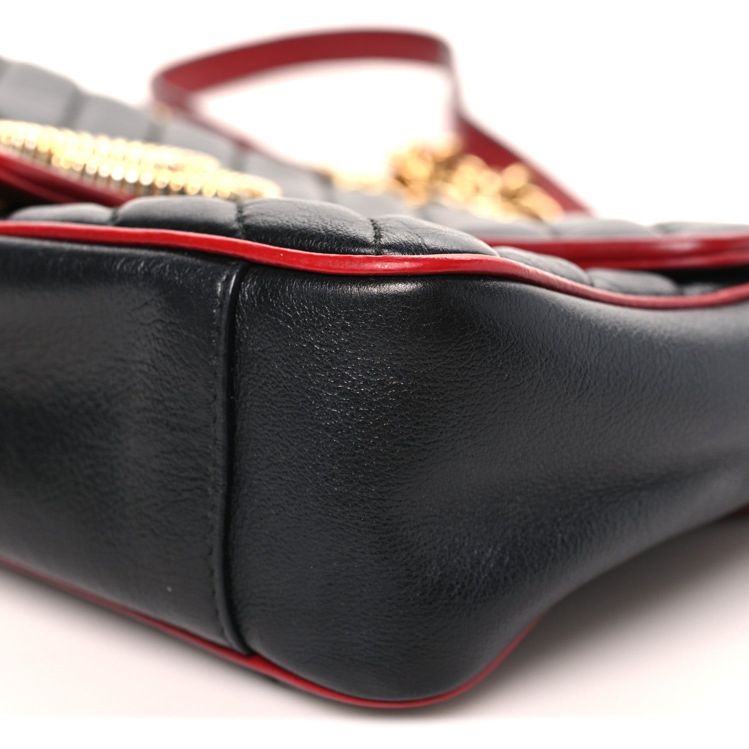 Vintage Effect Calfskin Matelasse Diagonal Small Torchon GG Marmont Shoulder Bag Black Romantic Cherry