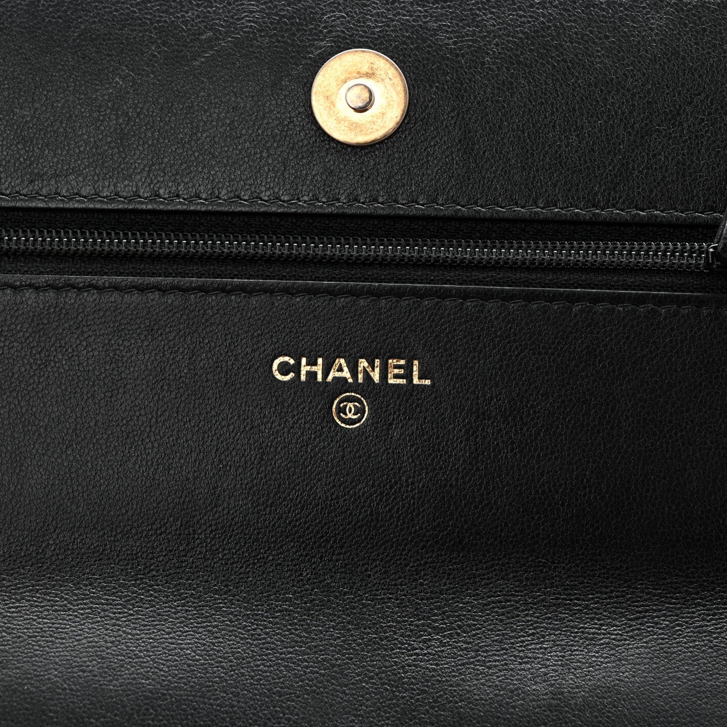 Lambskin Quilted CHNL 19 Wallet On Chain WOC Black