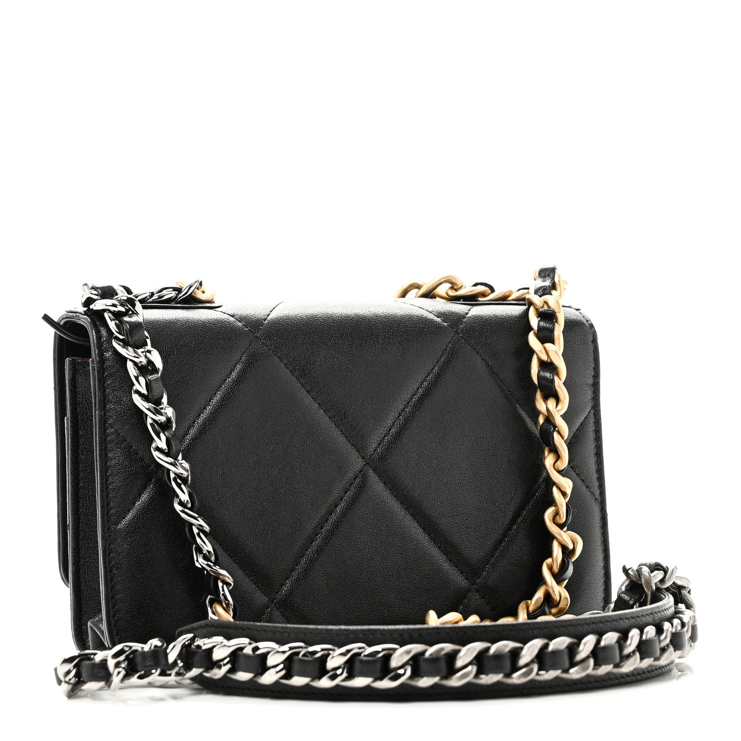Lambskin Quilted CHNL 19 Wallet On Chain WOC Black