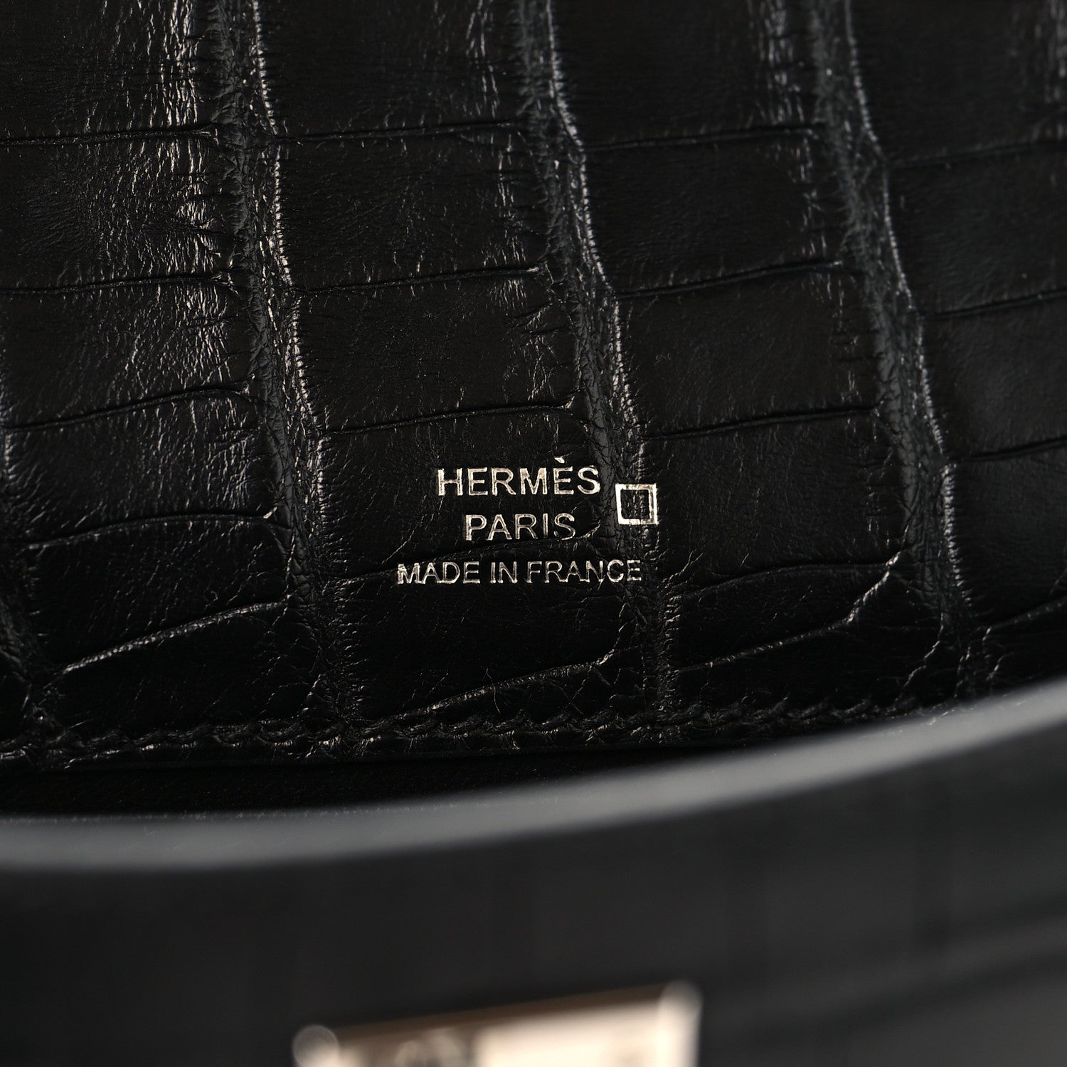 Matte Alligator Kelly Pochette Black
