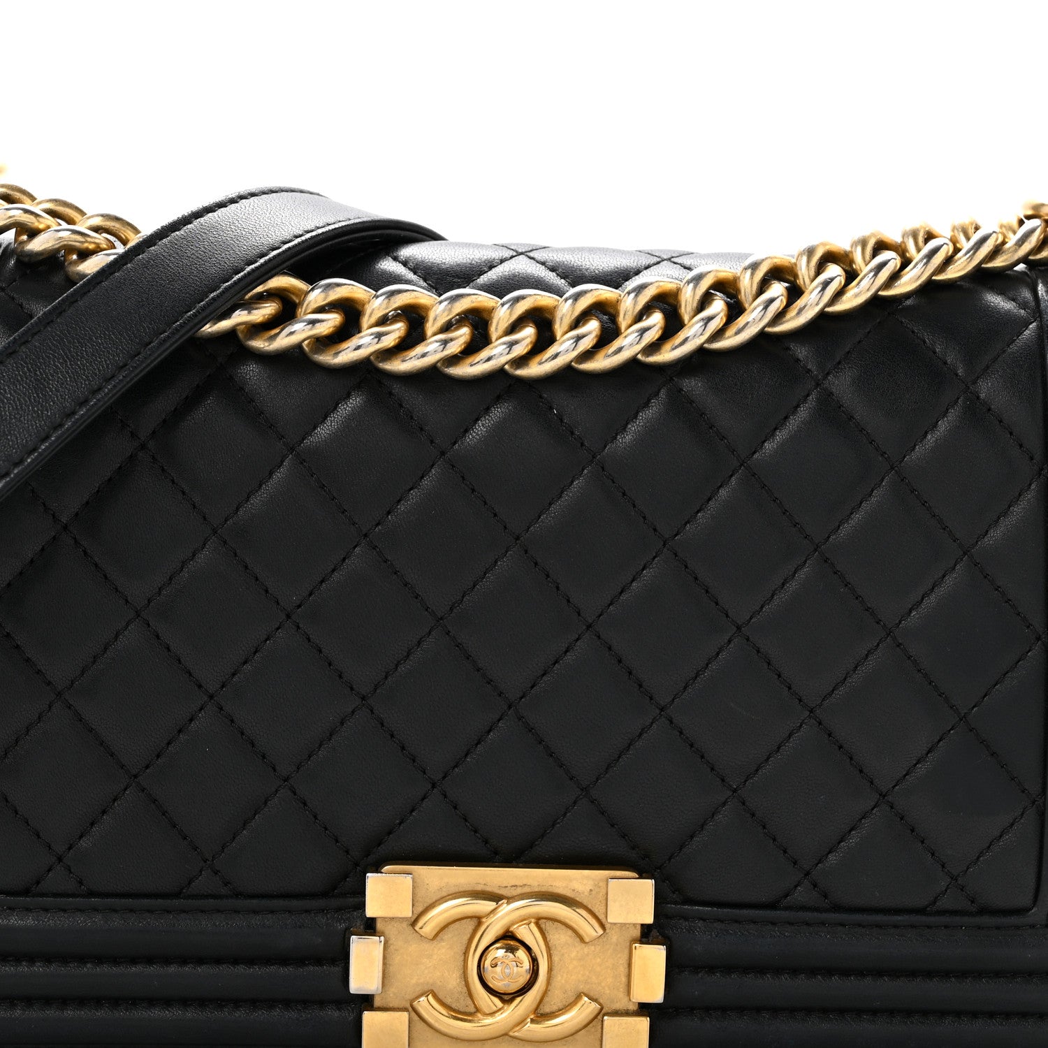Lambskin Quilted Medium Boy Flap Black