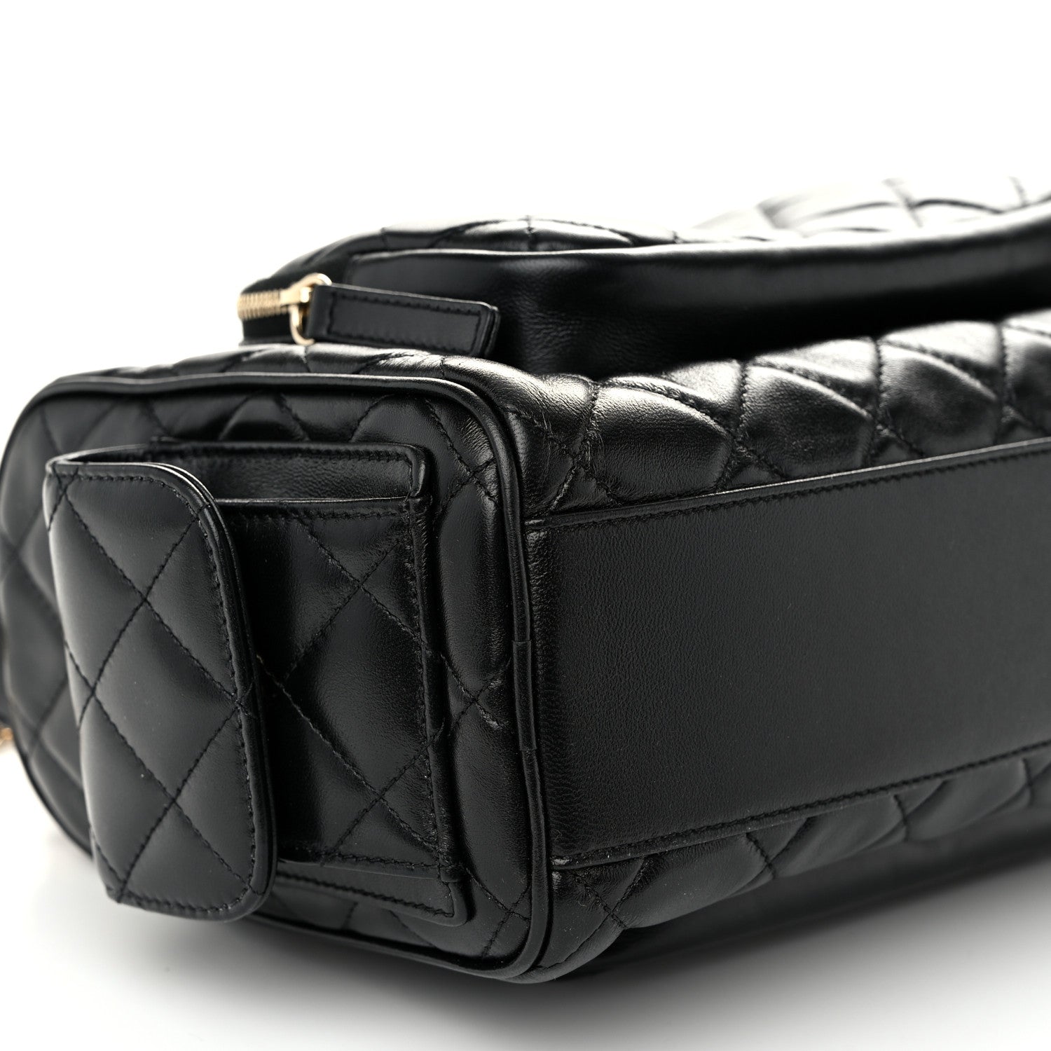 Shiny Crumpled Lambskin Quilted Medium Preppy Pocket Camera Case Black