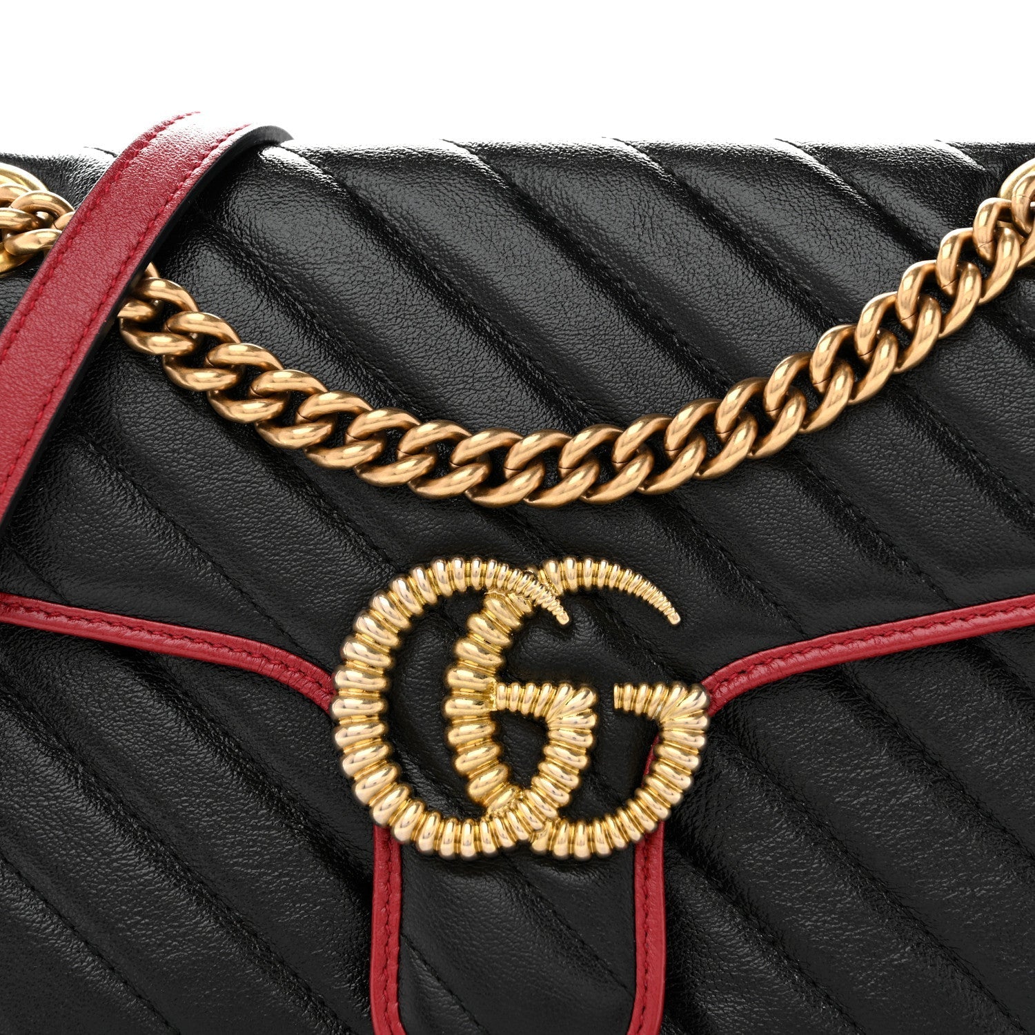 Vintage Effect Calfskin Matelasse Diagonal Small Torchon GG Marmont Shoulder Bag Black Romantic Cherry