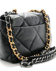 Lambskin Quilted Medium CHNL 19 Flap Black