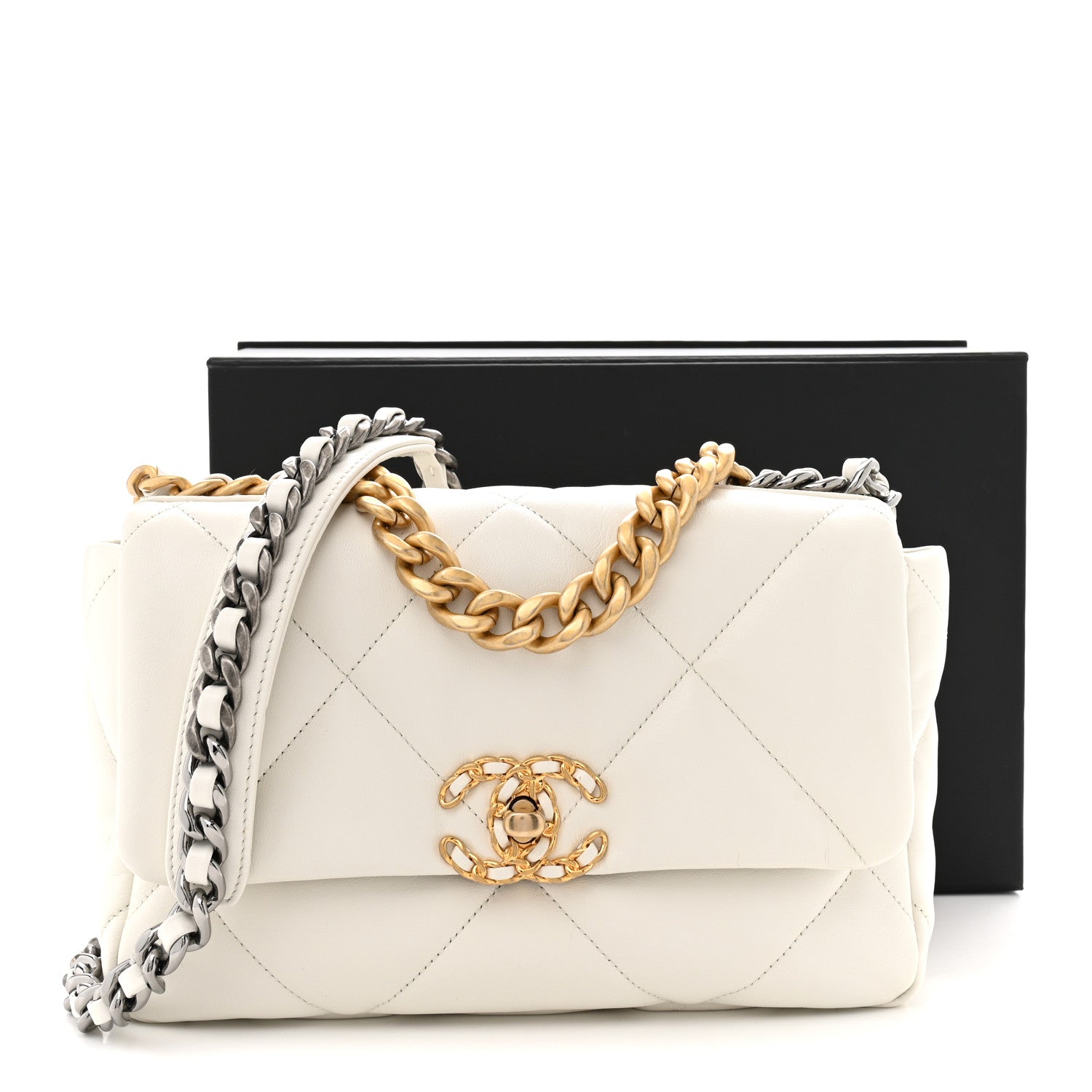 Goatskin Quilted Medium CHNL 19 Flap White