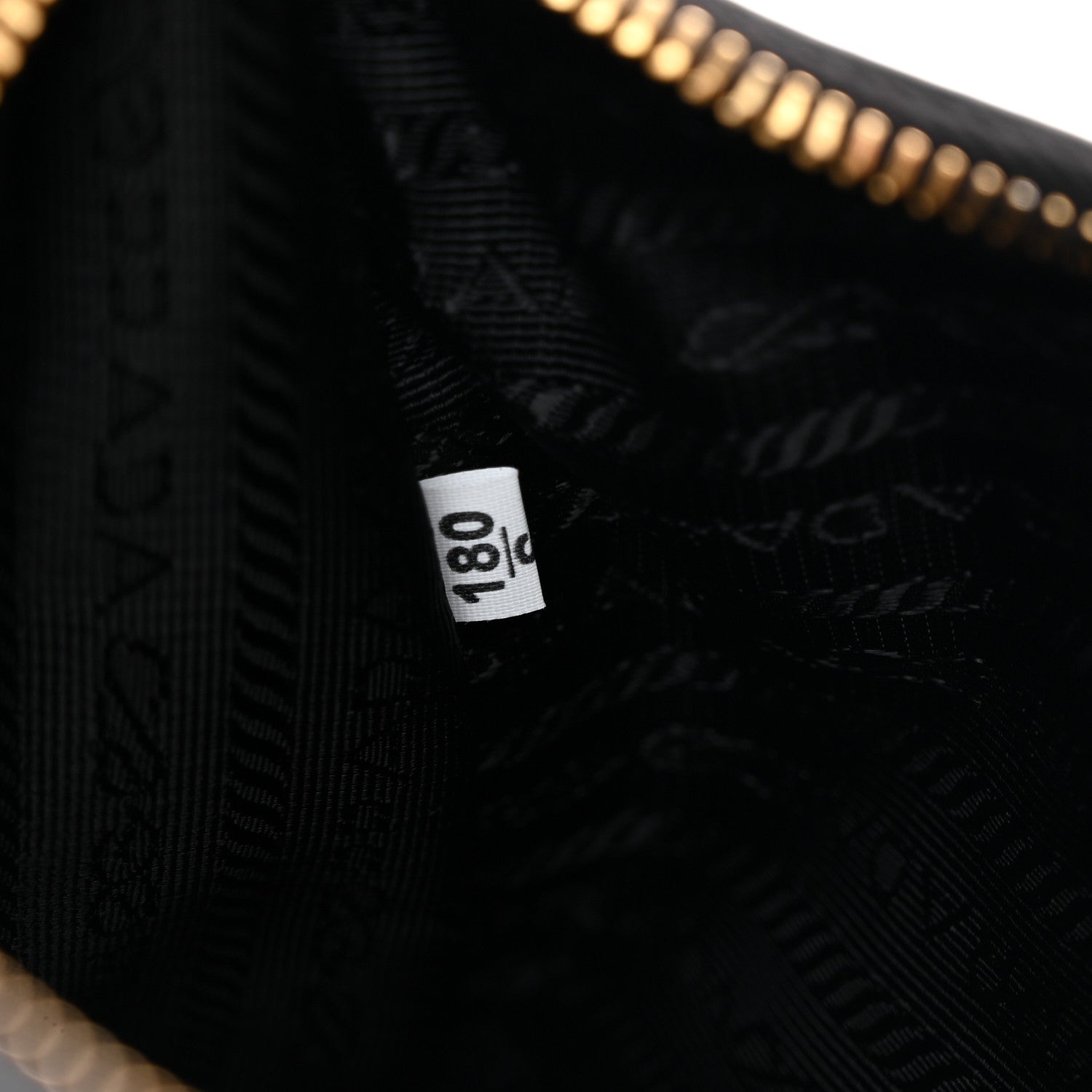 Vitello Re-Edition 2005 Shoulder Bag Black
