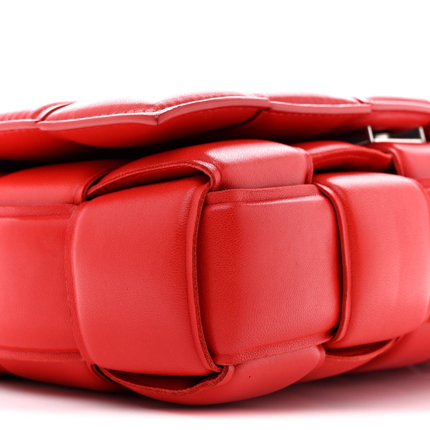 Lambskin Maxi Intreccio Padded Chain Cassette Crossbody Bag Nail Polish