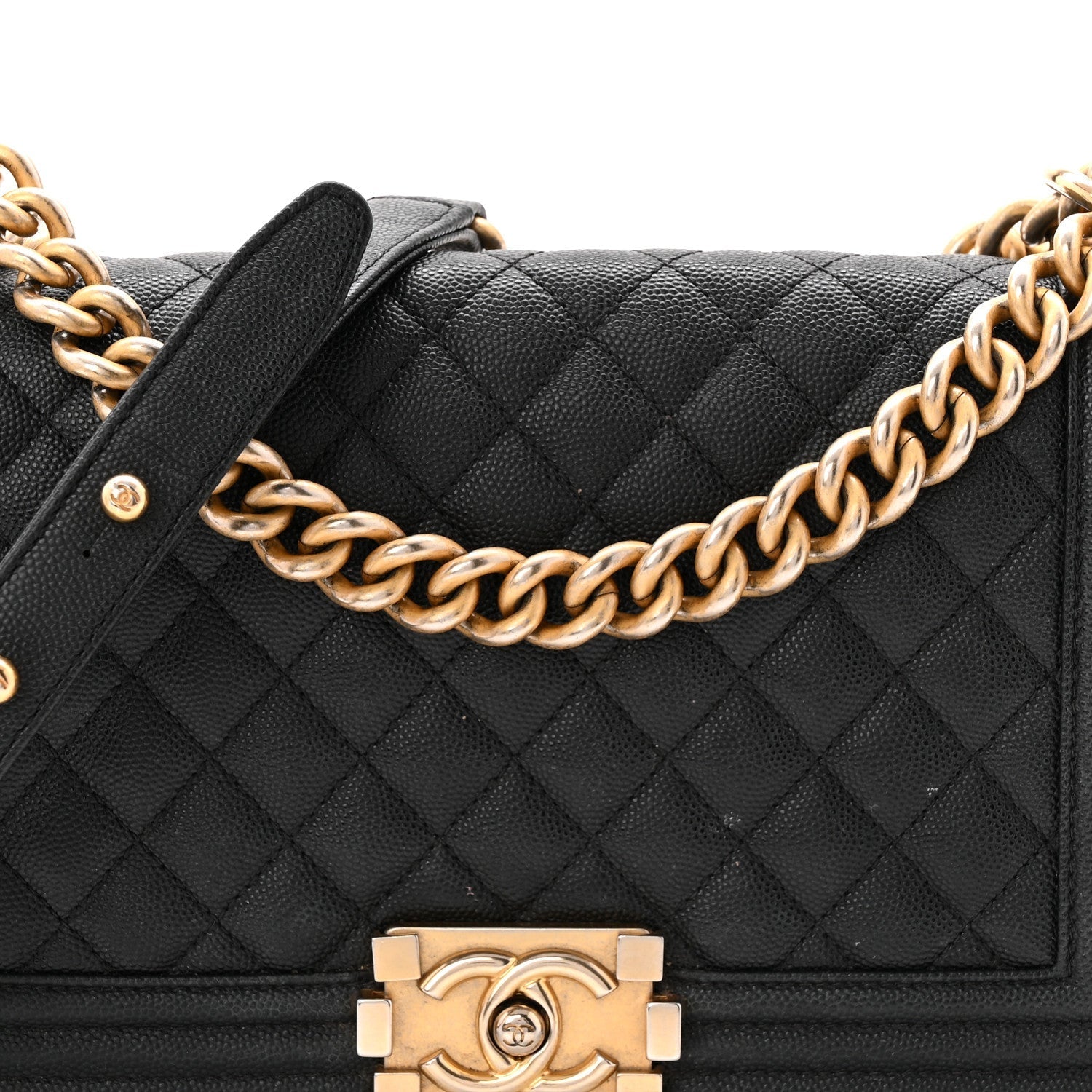 Caviar Quilted Medium Boy Flap Black