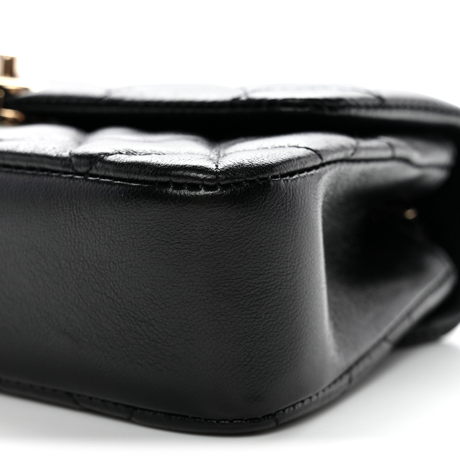 Lambskin Quilted Rectangular Phone Holder Clutch With Chain Black