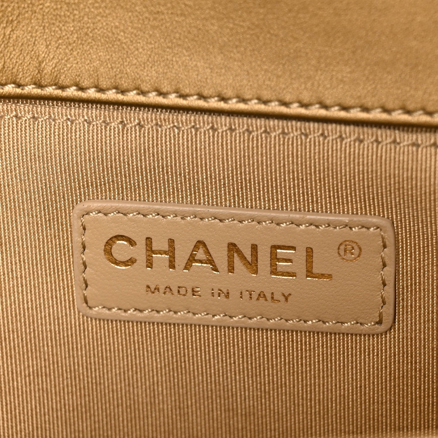 Metallic Patent Calfskin Quilted Medium Boy Flap Gold